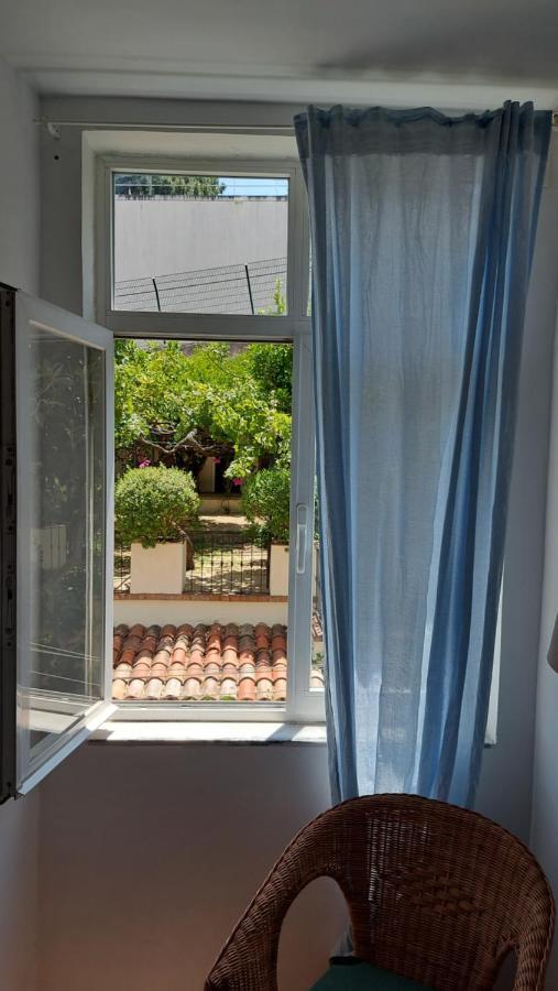 Portuguese Apartment In The Heart Of Лиссабон Экстерьер фото
